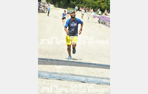 Didier,a participé au semi-marathon de Chantilly le dimanche 9 juiin. Voici son commentaire : "Je termine 37ème sur 895, et 4ème de ma catégorie (40/44 ans). En plus le parcours n'étai pas si simple, c'était un peu du trail avec un peu de dénivelé." Mais en 1h32, pas si mal !